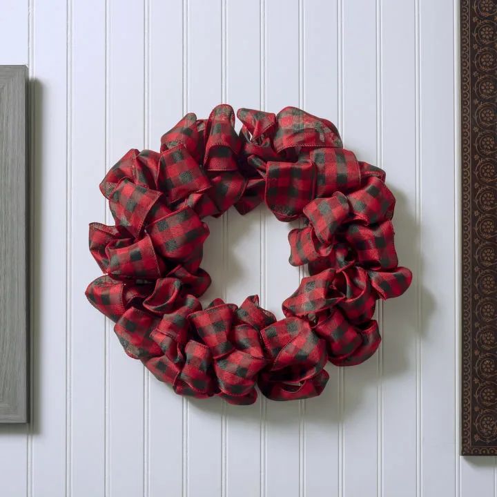 DIY ribbon wreath